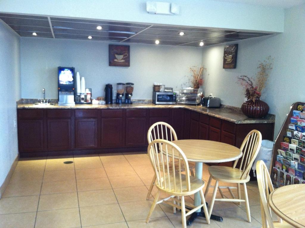 Express Inn West Memphis Bagian luar foto